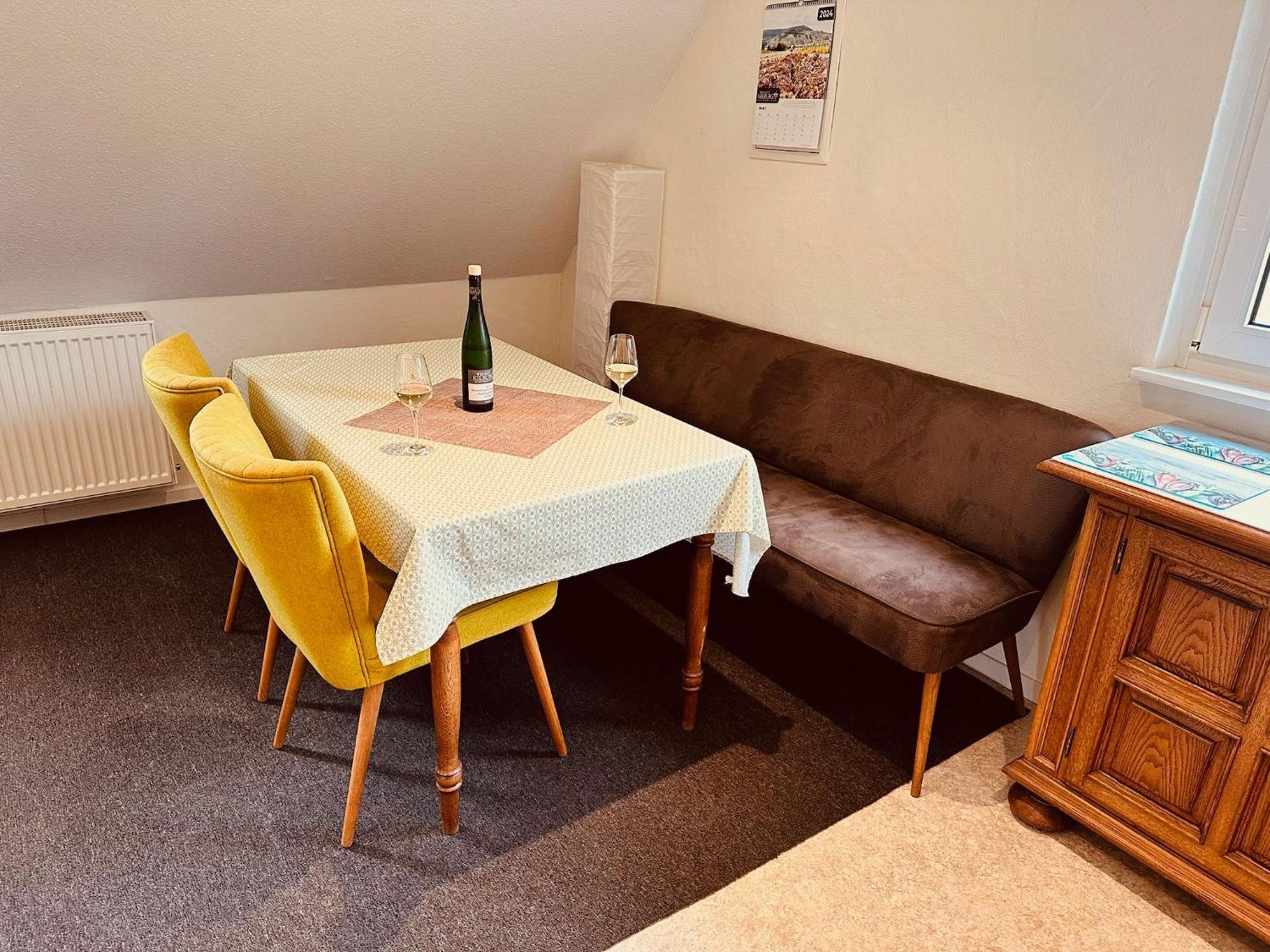 Ferienwohnungen Weingut Kilburg Brauneberg Room photo